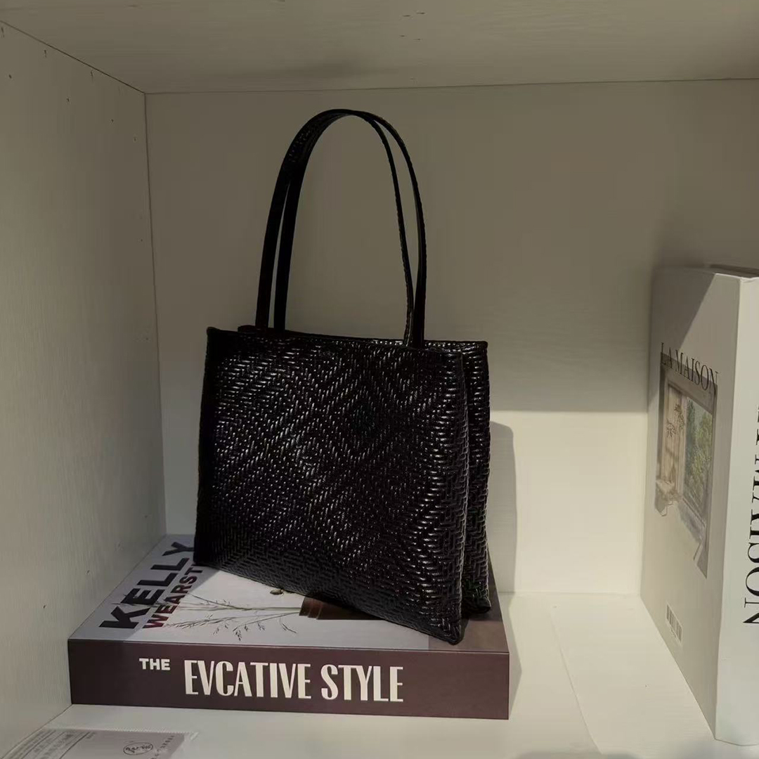 Mendy Genuine Leather Woven Pi - Women'S Work Bags Designer 评论和价格
