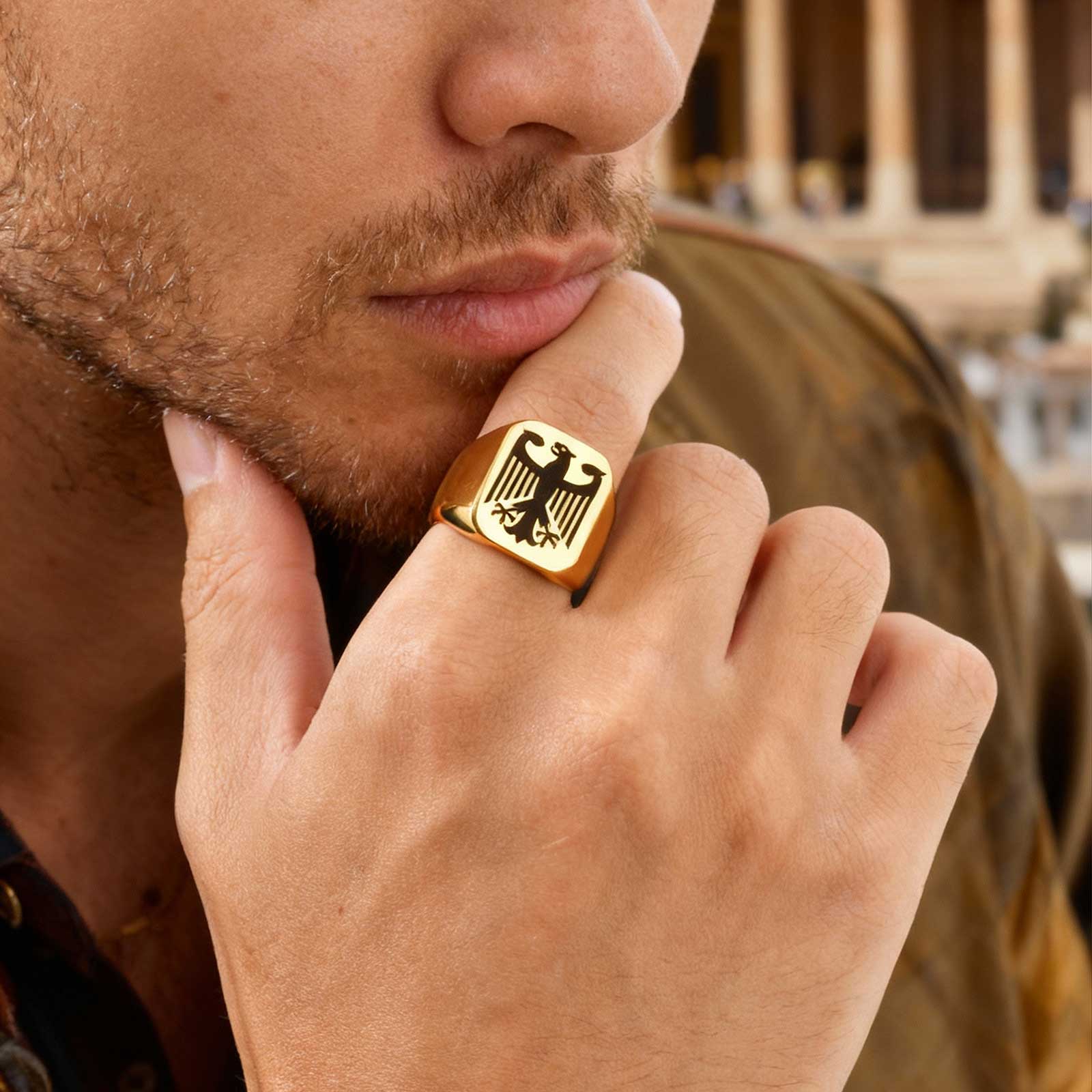 Custom Flying Hawk Eagle Ring  - Women Bags Discount 评论和价格